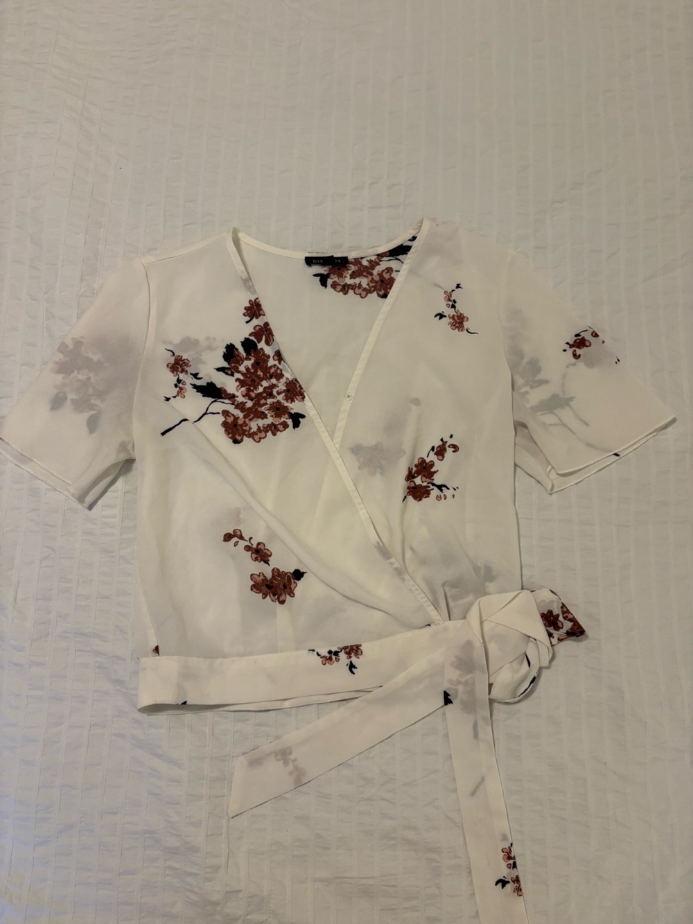 Floral Wrap Tie Short Sleeve Top - White with Rust Floral